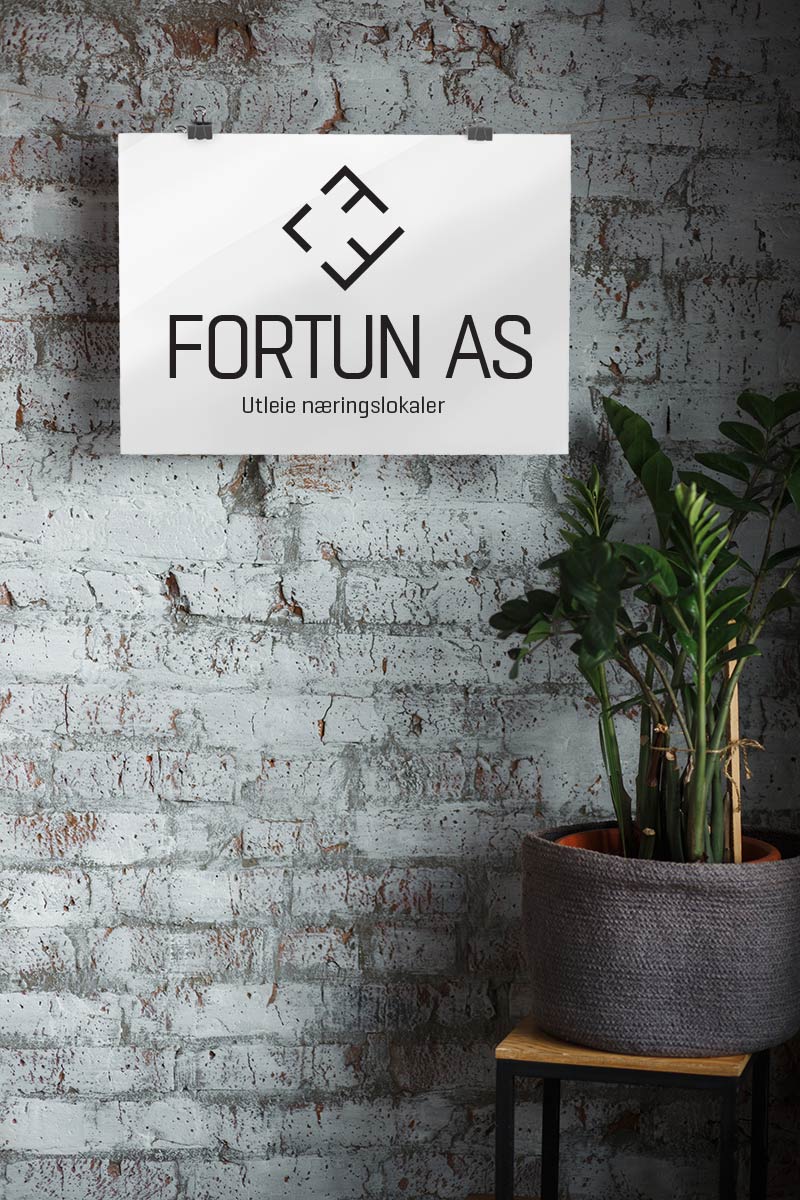 Logo-display-800x1200